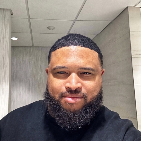 Meet Your Posher! - Picture 6 of 6